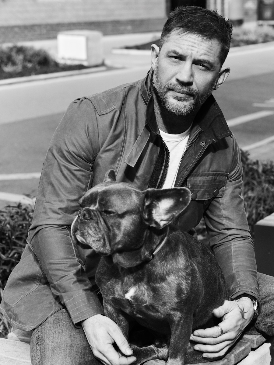 トム・ハーディと、愛犬のブルー